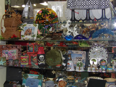 merchandise2